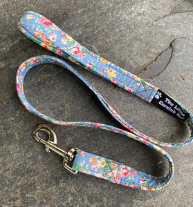 Blue floral rose collection